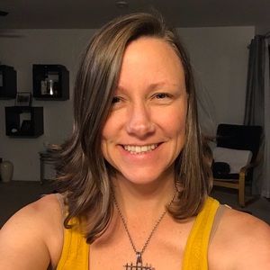 Meet your Posher, Lori